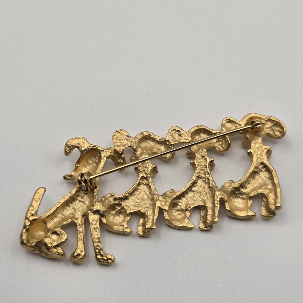 Gold Tone Puppy Dog Brooch Pin - Picture 5 of 11